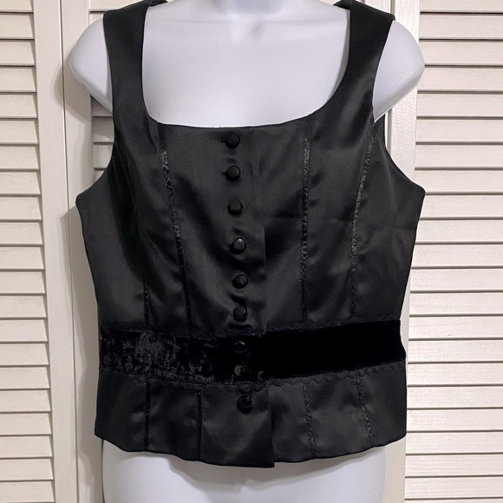Nine West vintage Women's Black Satin and Velvet Button-Down Square Neck top!